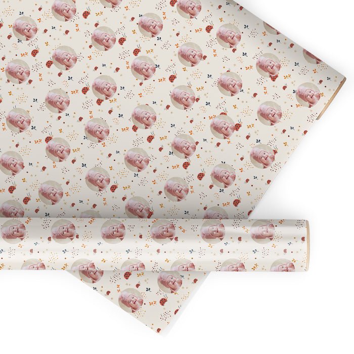 Geschenkpapier personalisiert Geschenkpapier Marienkäfer Baby - Bild 1 Geschenkpapier personalisiert Geschenkpapier Marienkäfer Baby - Bild 1