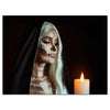 Wandbild Acrylglas Models, Frau & Kerze, Makeup, Gold, Perlen, Umhang, Mystik M0150