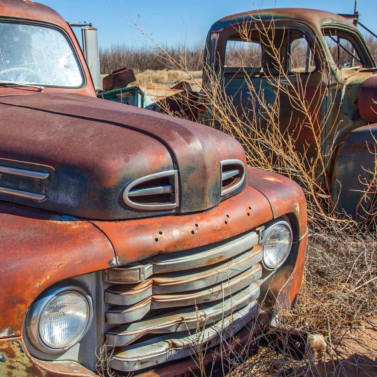 Beistelltisch Roter Picup M0406 entdecken - Bild 2 Beistelltisch Roter Picup M0406 entdecken - Bild 2