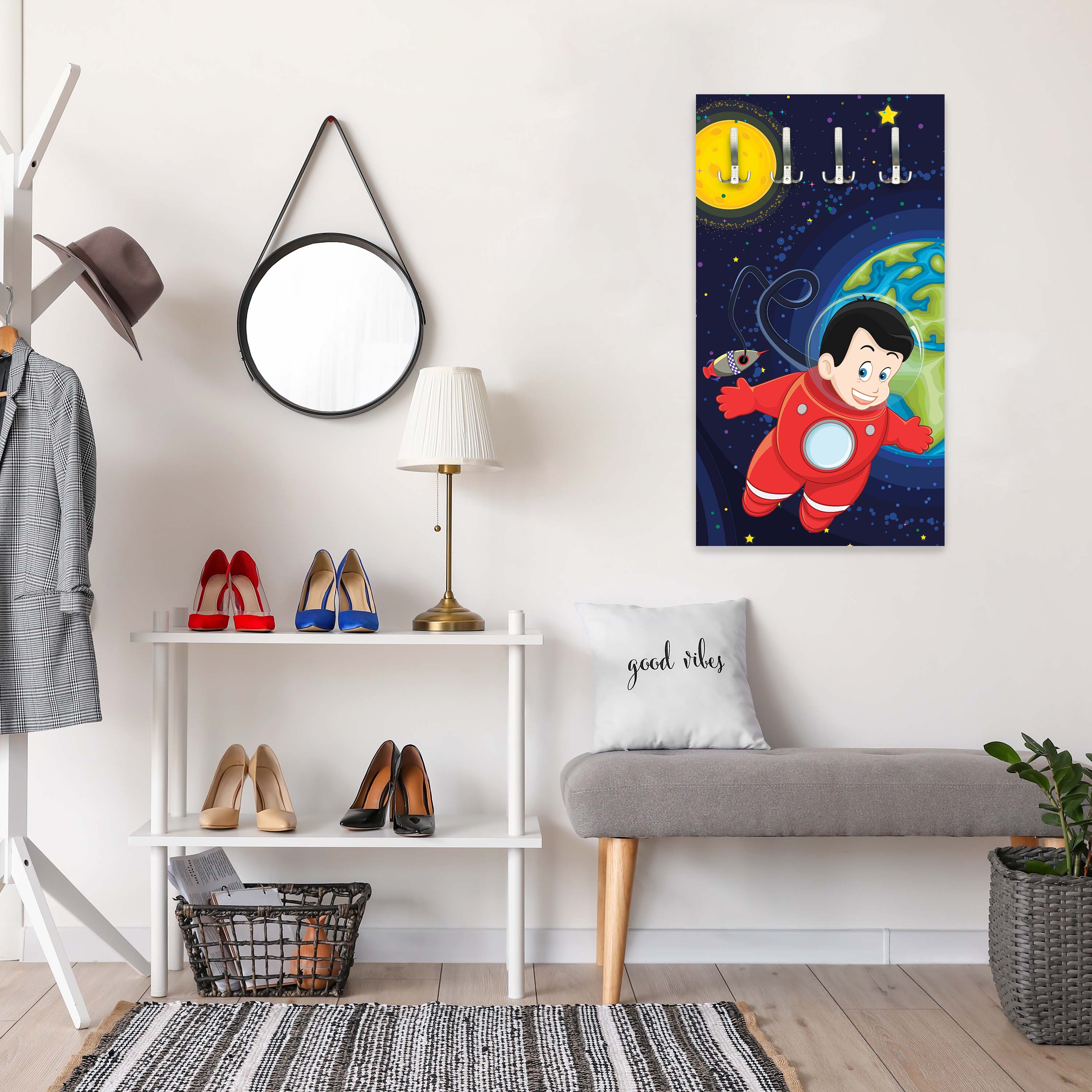 Garderobe Junge im Weltall M0430 entdecken - Bild 2 Garderobe Junge im Weltall M0430 entdecken - Bild 2