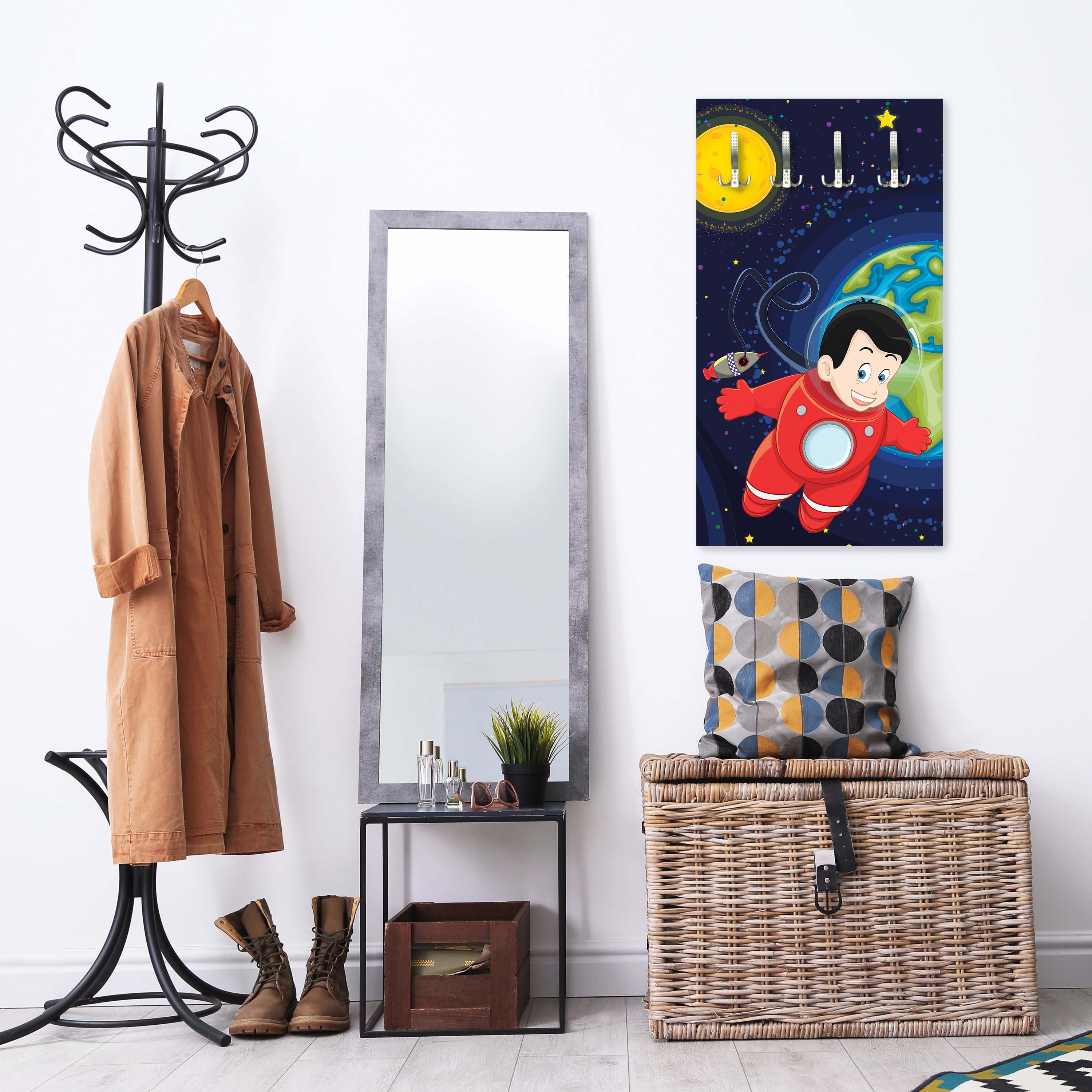 Garderobe Junge im Weltall M0430 entdecken - Bild 3 Garderobe Junge im Weltall M0430 entdecken - Bild 3