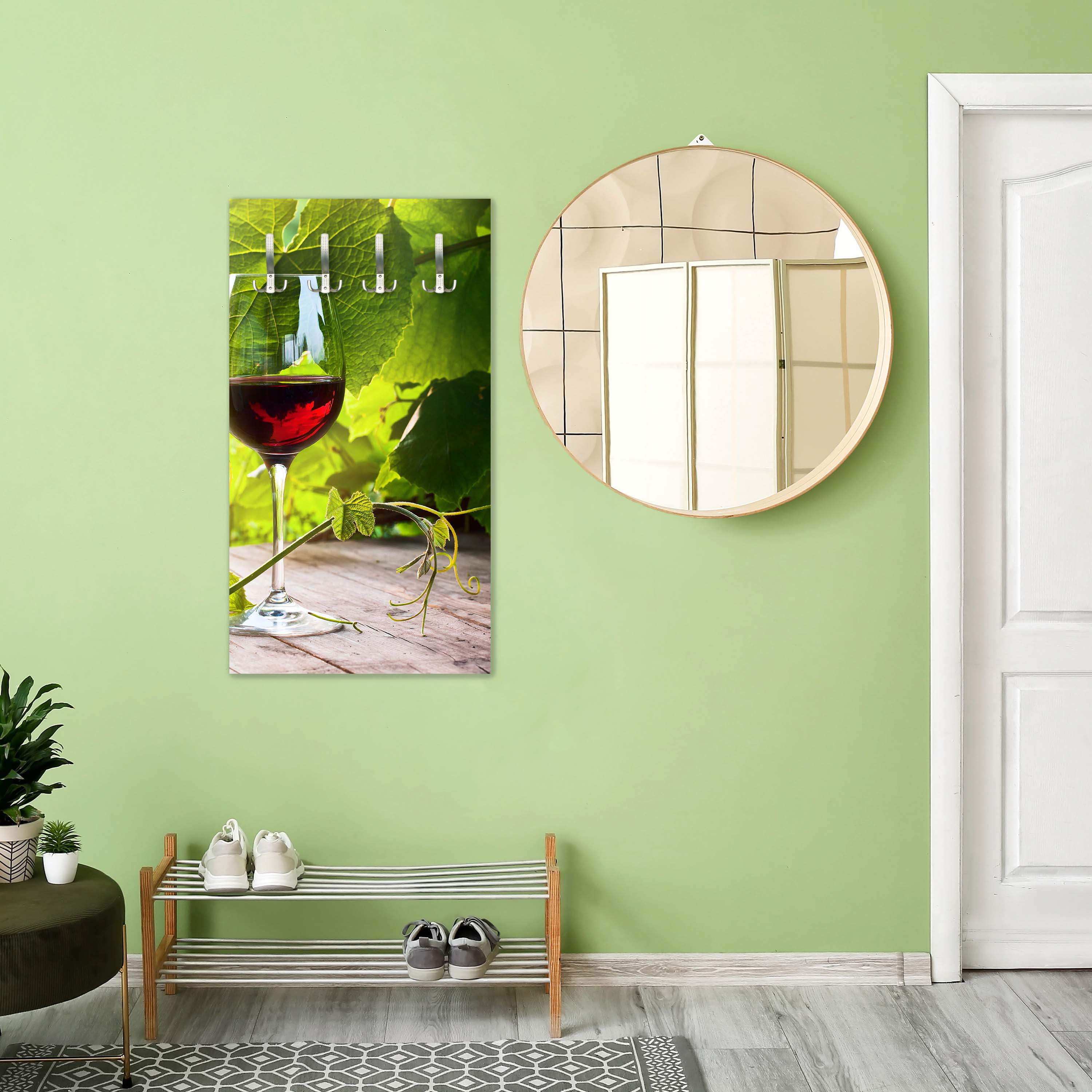 Garderobe Glas mit Rotwein im Weinberg M0830 entdecken - Bild 6