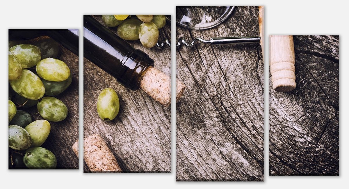 Canvas Print Multi piece Grape and cork on old wooden background M0839