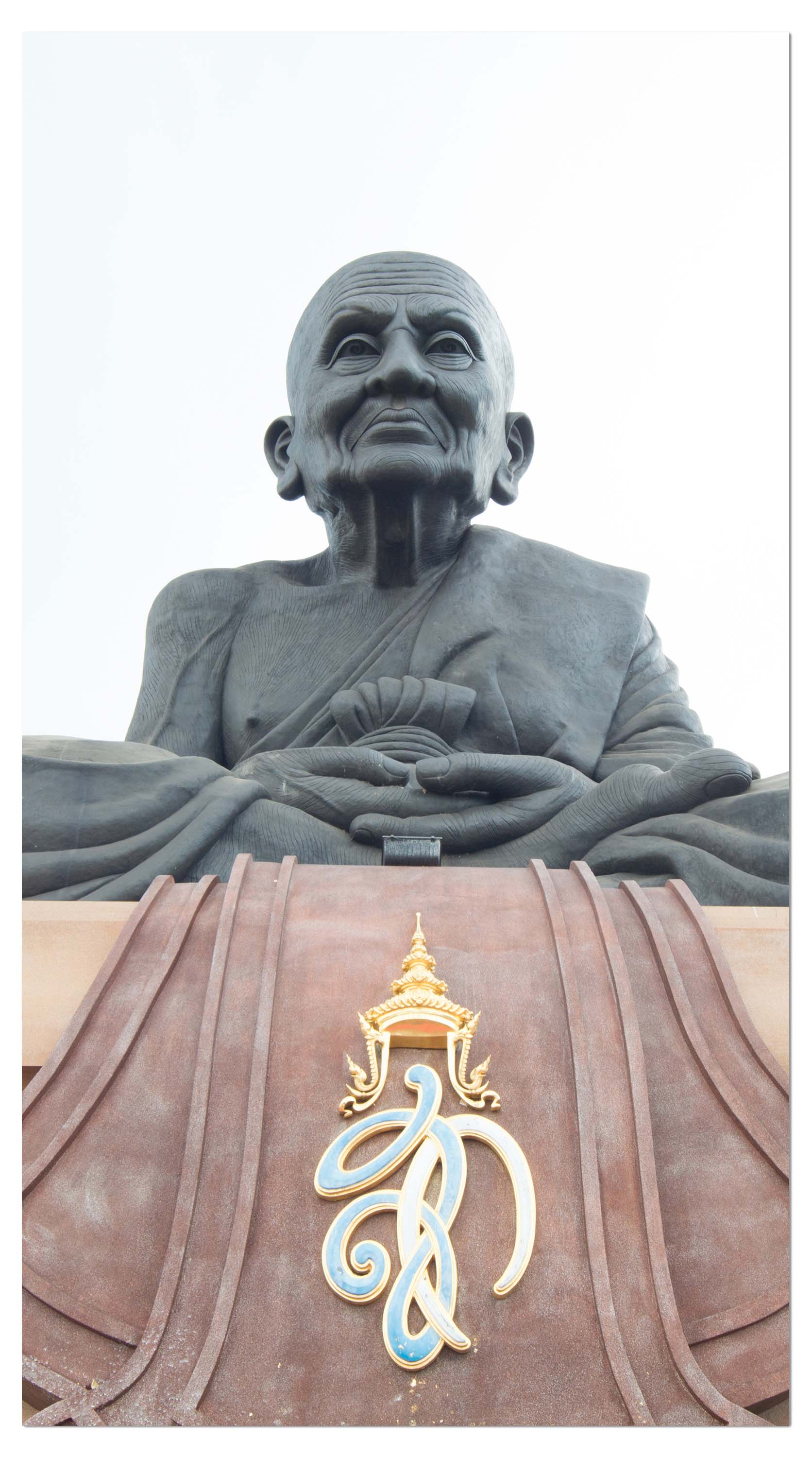 Garderobe Statue in einem berühmten Tempel in Thailand M0953 entdecken - Bild 4