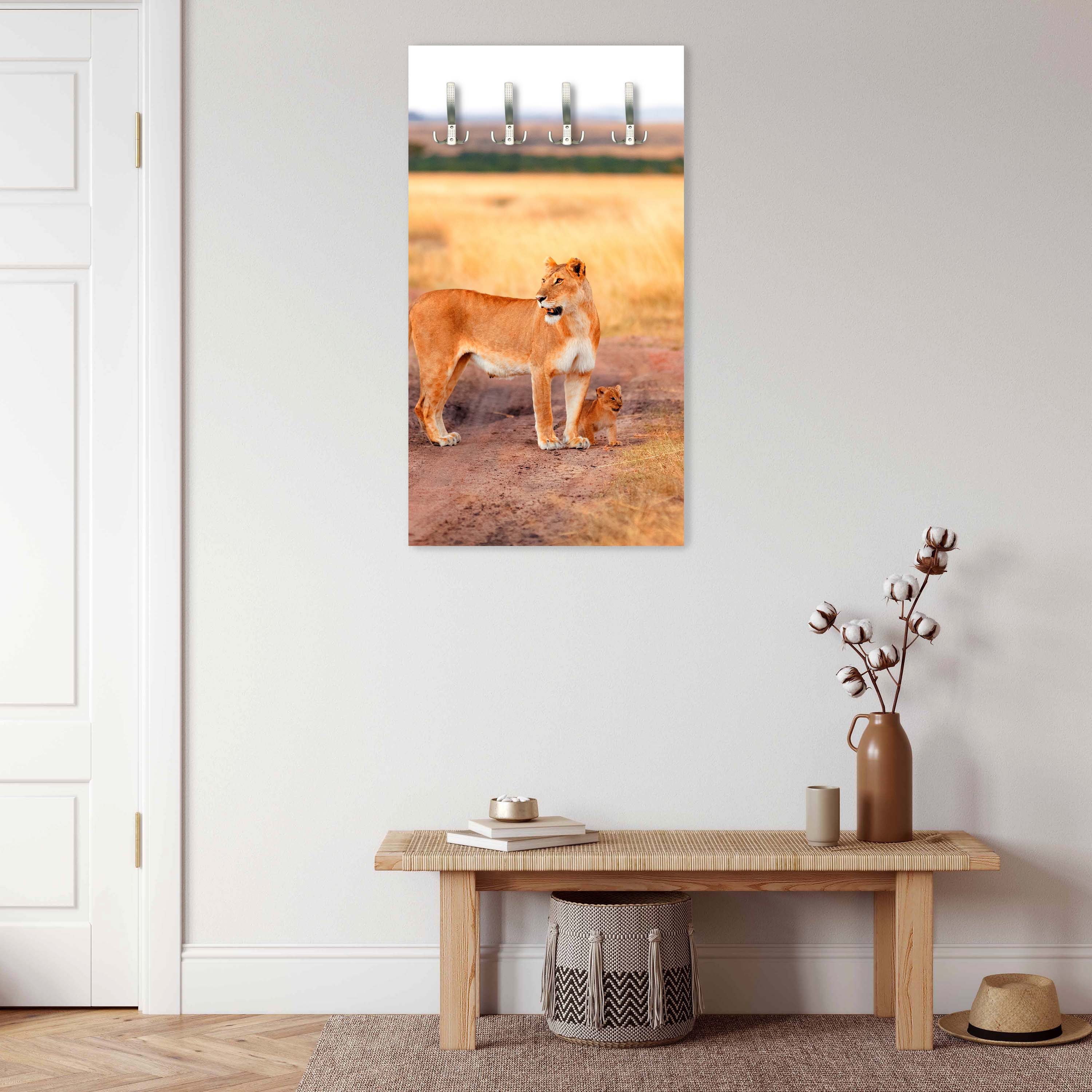 Garderobe Löwe mit einem Jungen, Kenia M1020 entdecken - Bild 2
