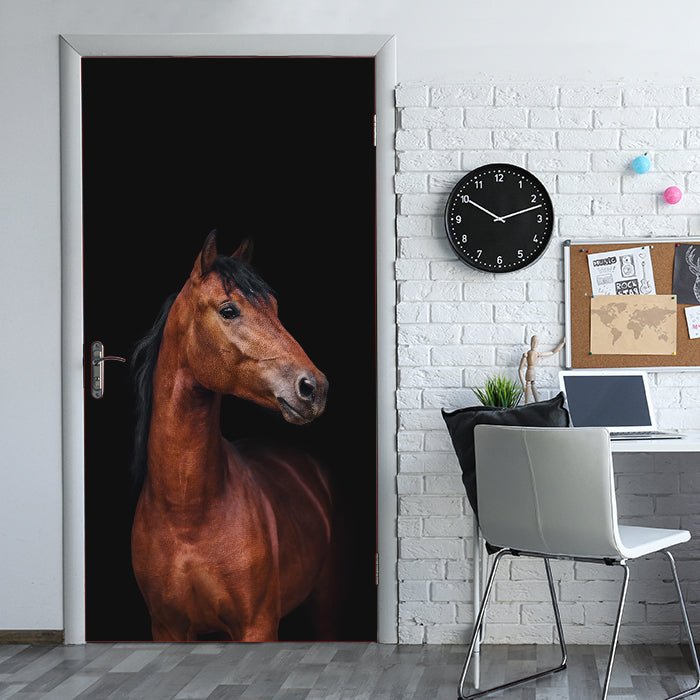 Türtapete braunes Pferd vor schwarzem Hintergrund M1173 - Bild 1