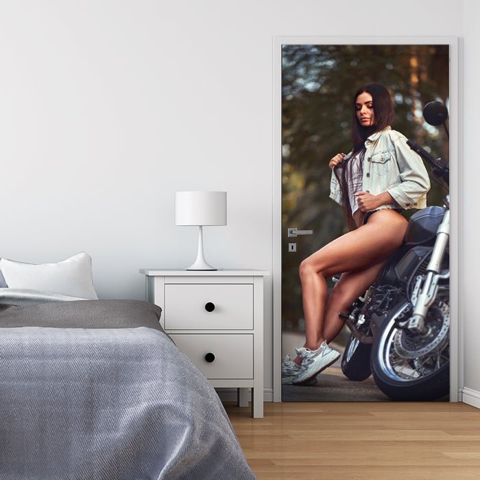 Türtapete Frau & Motorrad, Model, Sexy, Fotografie M1402 - Bild 1
