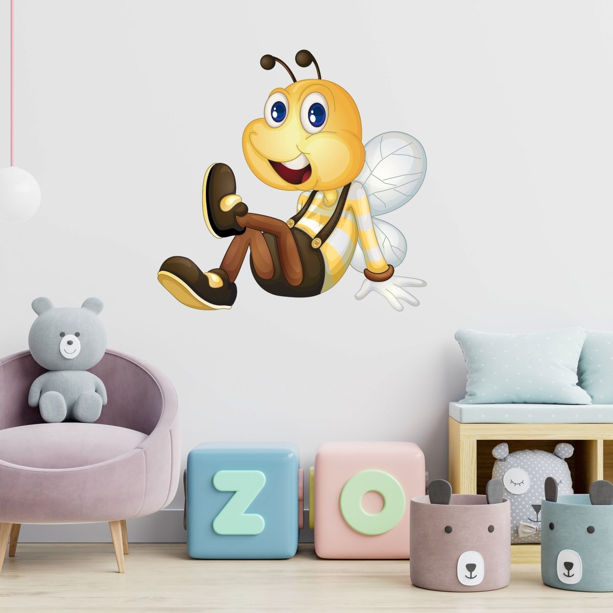 Wandsticker Biene in Latzhose, Schuhe, Flügel, Honig WS00000157 - Bild 1